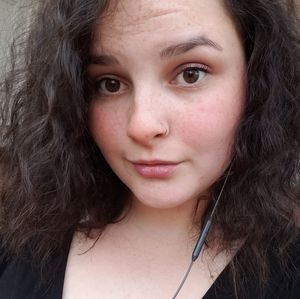 Meet your Posher, Hailey